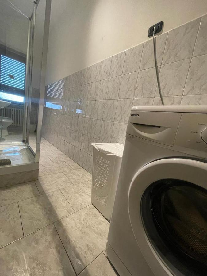 Fantastico Appartamento A Pochi Passi Dalla Metro Turin Luaran gambar