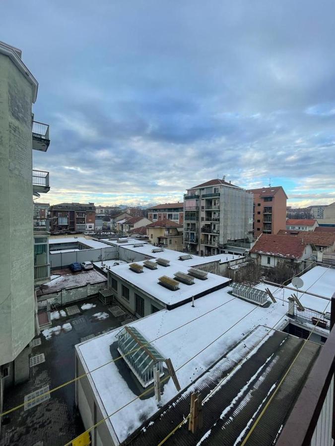 Fantastico Appartamento A Pochi Passi Dalla Metro Turin Luaran gambar